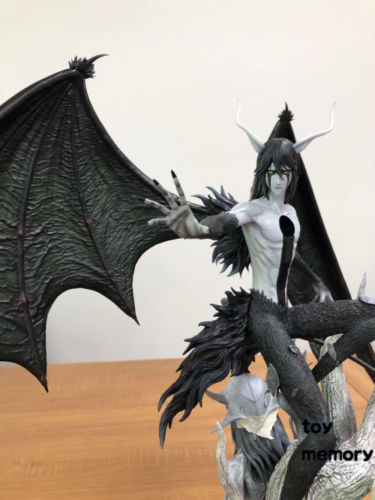 bleach ulquiorra statue