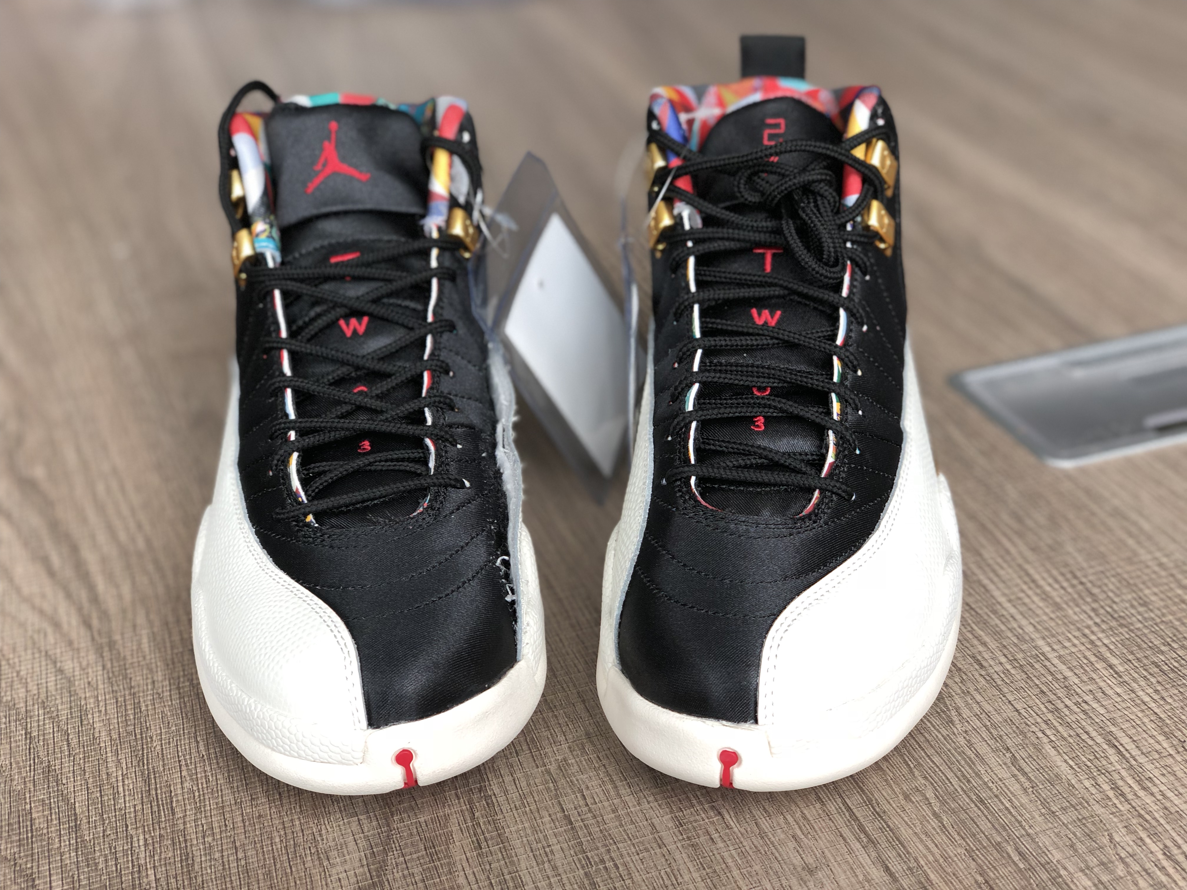 black true red sail jordan 12