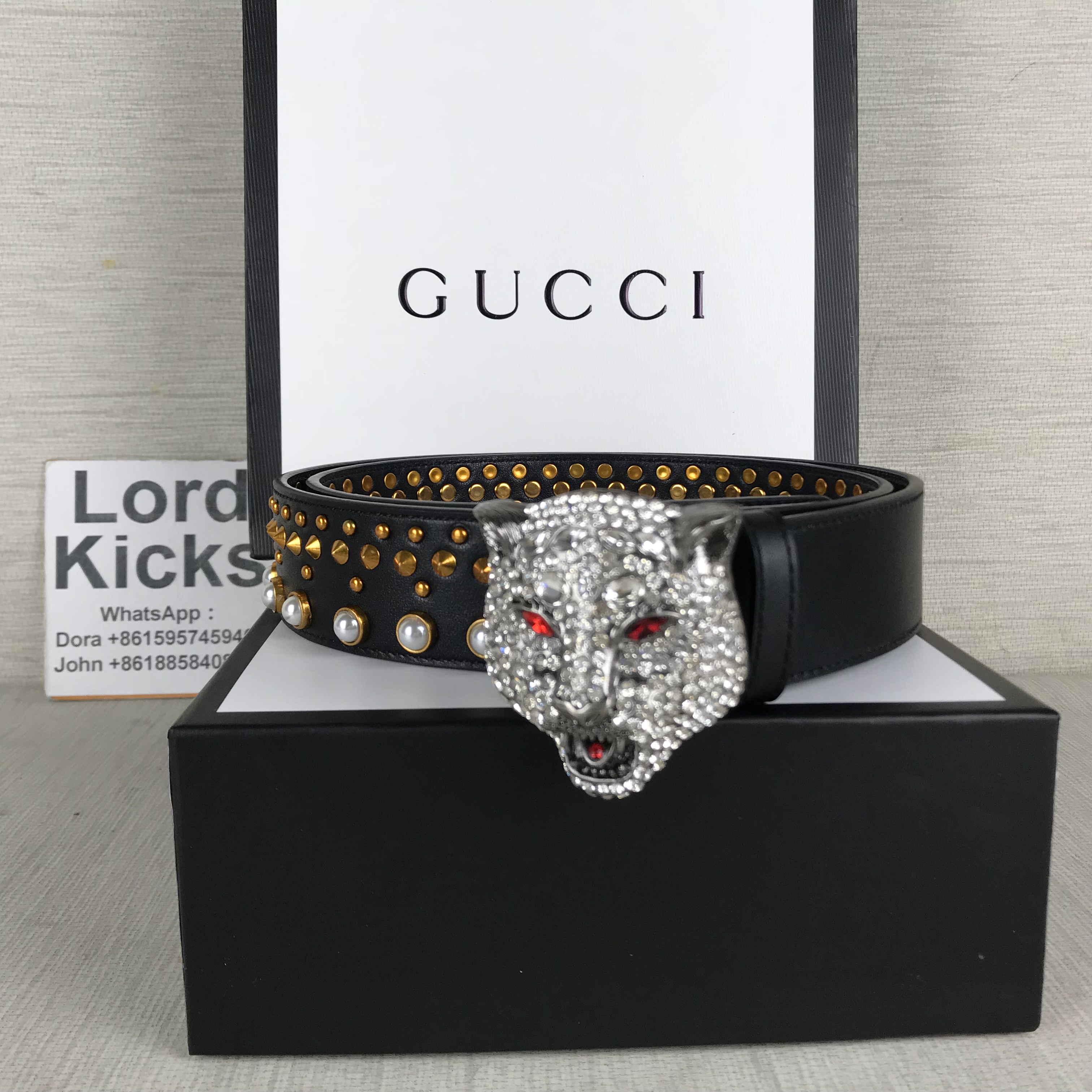gucci leather belt with feline head