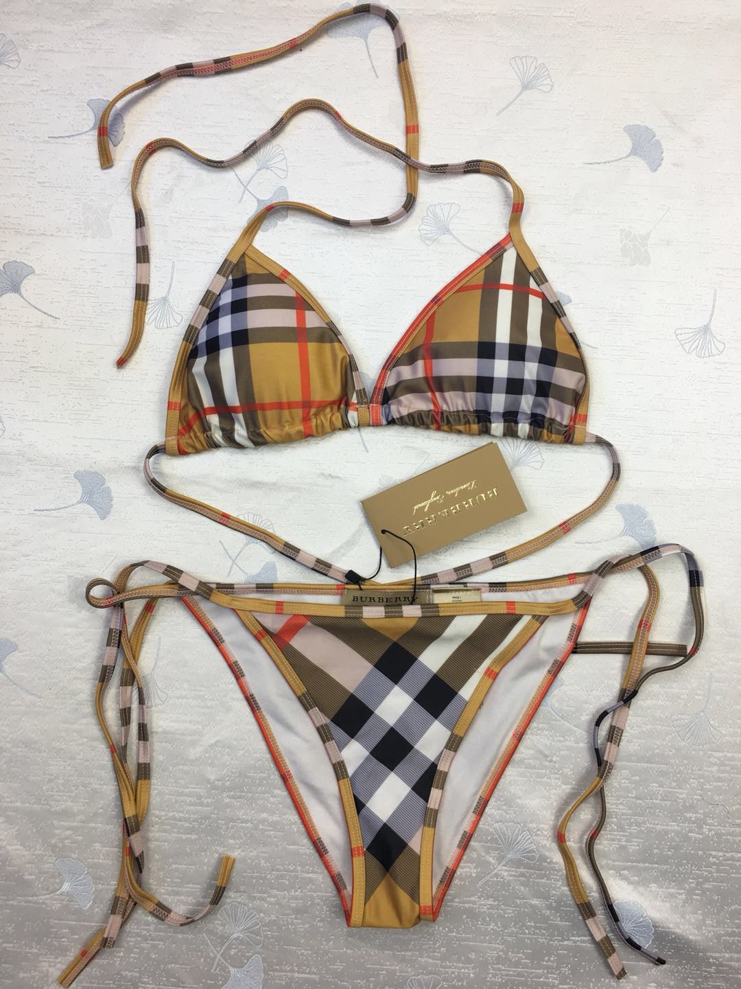 burberry swimsuit 2016