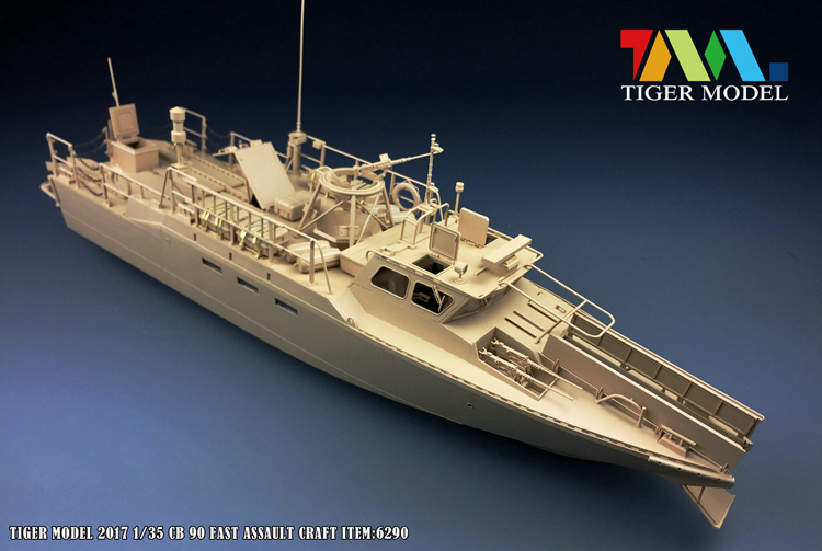 Tiger Model 6293 1//35 Sweden Fast Assault Craft Combat Boat 90//CB90 Assembly Kit