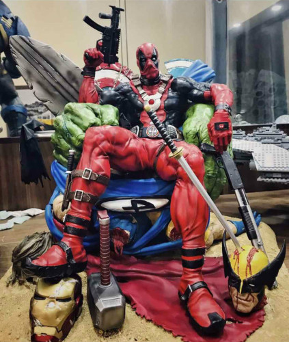 Private Custom Deadpool on Throne 1/4 Scale Ploystone Statue figure In stock