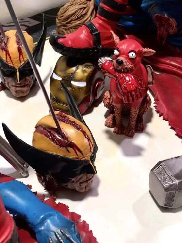 Private Custom Deadpool on Throne 1/4 Scale Ploystone Statue figure In stock