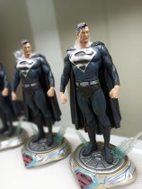 In stock  private orde Action Comics Superman 1/4 figure ploystone Statue