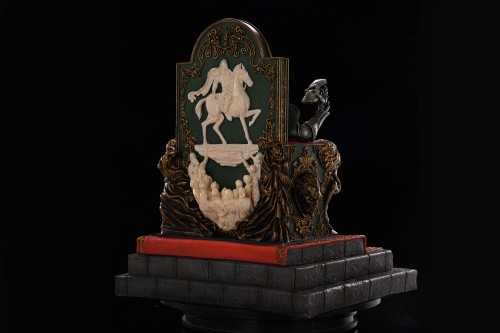 In stock Private Custom Throne Doctor Doom 1/4 Scale Polystone  Model Painted StatueIn