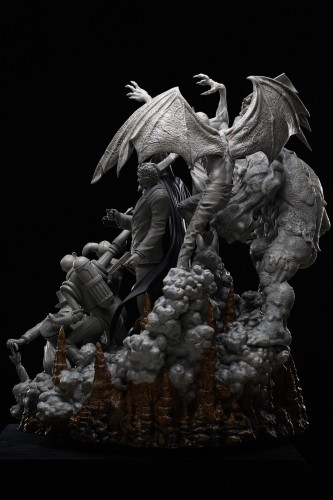 In stock  Private custom Batman David Finch Sanity Smoke B/W Polystone Statue