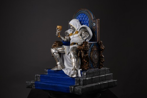 In stock Private Custom white Doctor Doom throne 1/4 Scale Ploystone Statue-NEW