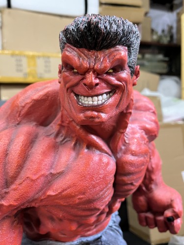 In stock Marvel Red Hulk 1/4 Scale Statue Polystone figure