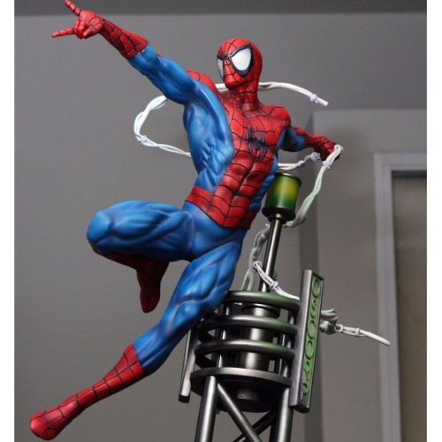 PRE ORDER Private Custom Erick Sosa spiderman Spider-Man 1/4 Scale Polystone Statue