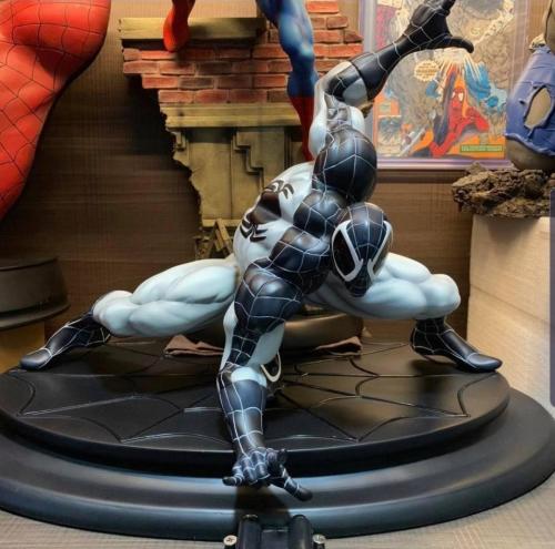 In stock Private Custom MVC spiderman  Spider-Man 1/4 Scale Polystone Statue 