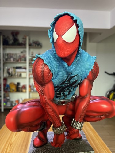 In Stock Spider-Man Private Custom Scarlet Spider 1/4 Ploystone Statue