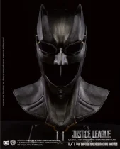 DC Justice League Cosplay Batman Wearable Mask 1:1 Helmet Halloween Prop Gift