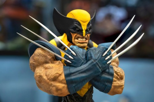 In stock Private Custom Wolverine 1/4 Bust Statue Figure Collectibles Rare