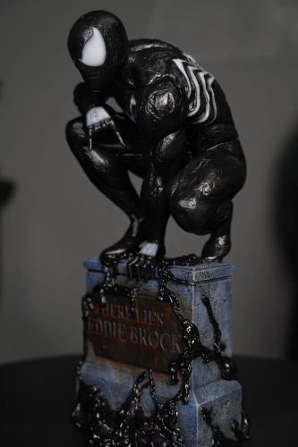 In stock Spider-Man Symbiote 1/4 Scale Polystone Statue figure