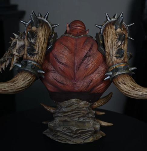 PRE-ORDER World of Warcraft Grommash Hellscream 1/4 scale Polystone statue Exclusive customization
