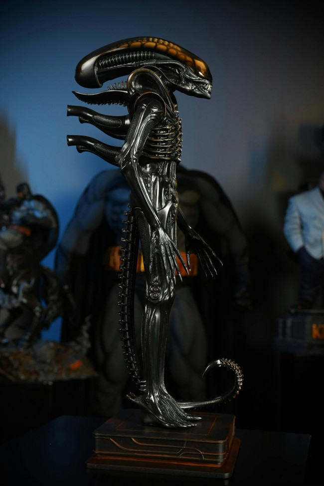 In stock Private custom Alien  1/4 Scale Full portrait  Polystone Resin Statue model