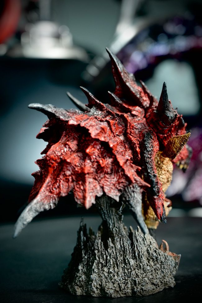 In stock 3109 Studio Monster Hunter Male Fire Dragon Head carving bust Polystone Resin Statue model