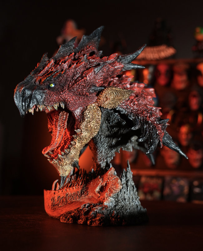 In stock 3109 Studio Monster Hunter Male Fire Dragon Head carving bust Polystone Resin Statue model