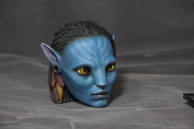 Handmade Custom Avatar Neytiri Head Sculpture Fridge Magnet Resin Kitchen Decor Collectible Gift