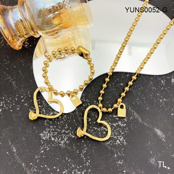 YUNS0052-G