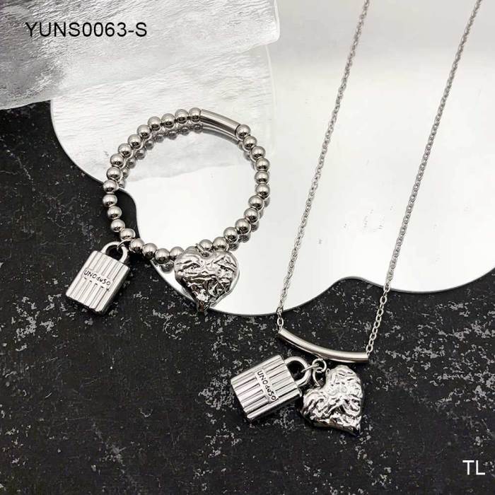 YUNS0063-S