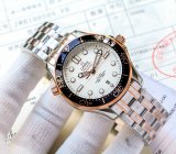 注目度NO.1オメガ シーマスター コピーシリーズ メンズ 自動巻き 4色