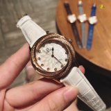 注目度NO.1オメガ 時計 コピー レディース クオーツ 4色