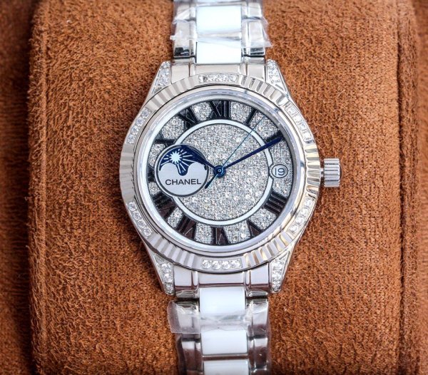 高品質シャネル 時計 スーパーコピー レディース 自動巻き 2色