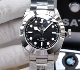 高級人気新品チュードル 時計 スーパーコピー メンズ 自動巻き 2色