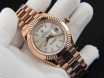 人気売れ筋ロレックス コピー時計 Rolex デイデイト シリーズ メンズ 自動巻き