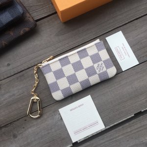 累積売上総額第１位！ルイヴィトン 男女兼用 折り財布 スーパーコピー