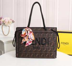 フェンディバッグコピー 大人気2021新品 FENDI レディース トートバッグ