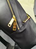 フェンディバッグコピー 定番人気2021新品 FENDI 男女兼用 バックパック