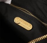 フェンディバッグコピー 大人気2021新品 FENDI レディース ショルダーバッグ