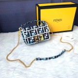 フェンディバッグコピー 定番人気2021新品 FENDI レディース ショルダーバッグ