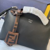 フェンディバッグコピー 定番人気2021新品 FENDI レディース ショルダーバッグ