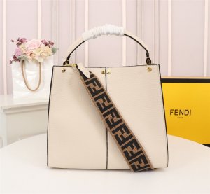 フェンディバッグコピー 2021新品注目度NO.1 FENDI レディース トートバッグ