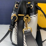 フェンディバッグコピー 定番人気2021新品 FENDI レディース バケツバッグ