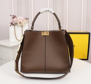 フェンディバッグコピー 定番人気2021新品 FENDI レディース トートバッグ