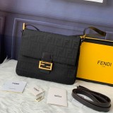フェンディバッグコピー 大人気2021新品 FENDI レディース ショルダーバッグ