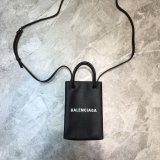 高品質 バレンシアガバッグコピー 定番人気2021新品 BALENCIAGA 男女兼用 ショルダーバッグ