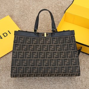 フェンディバッグコピー 大人気2021新品 FENDI レディース トートバッグ