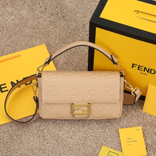 フェンディバッグコピー 定番人気2021新品 FENDI レディース ハンドバッグ