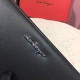 フェラガモ 財布コピー 定番人気2021新品 Ferragamo メンズ 長財布