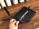バレンシアガバッグコピー 大人気2021新品 BALENCIAGA メンズ セカンドバッグ