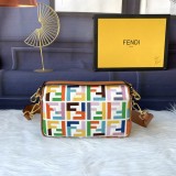 フェンディバッグコピー 定番人気2021新品 FENDI レディース ショルダーバッグ