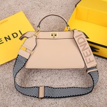 フェンディバッグコピー 大人気2021新品 FENDI レディース ハンドバッグ