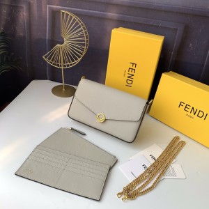 フェンディバッグコピー 定番人気2021新品 FENDI レディース セカンドバッグ