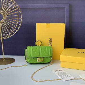 フェンディバッグコピー 2021新品注目度NO.1 FENDI レディース ショルダーバッグ