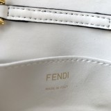 フェンディバッグコピー 大人気2021新品 FENDI レディース ショルダーバッグ